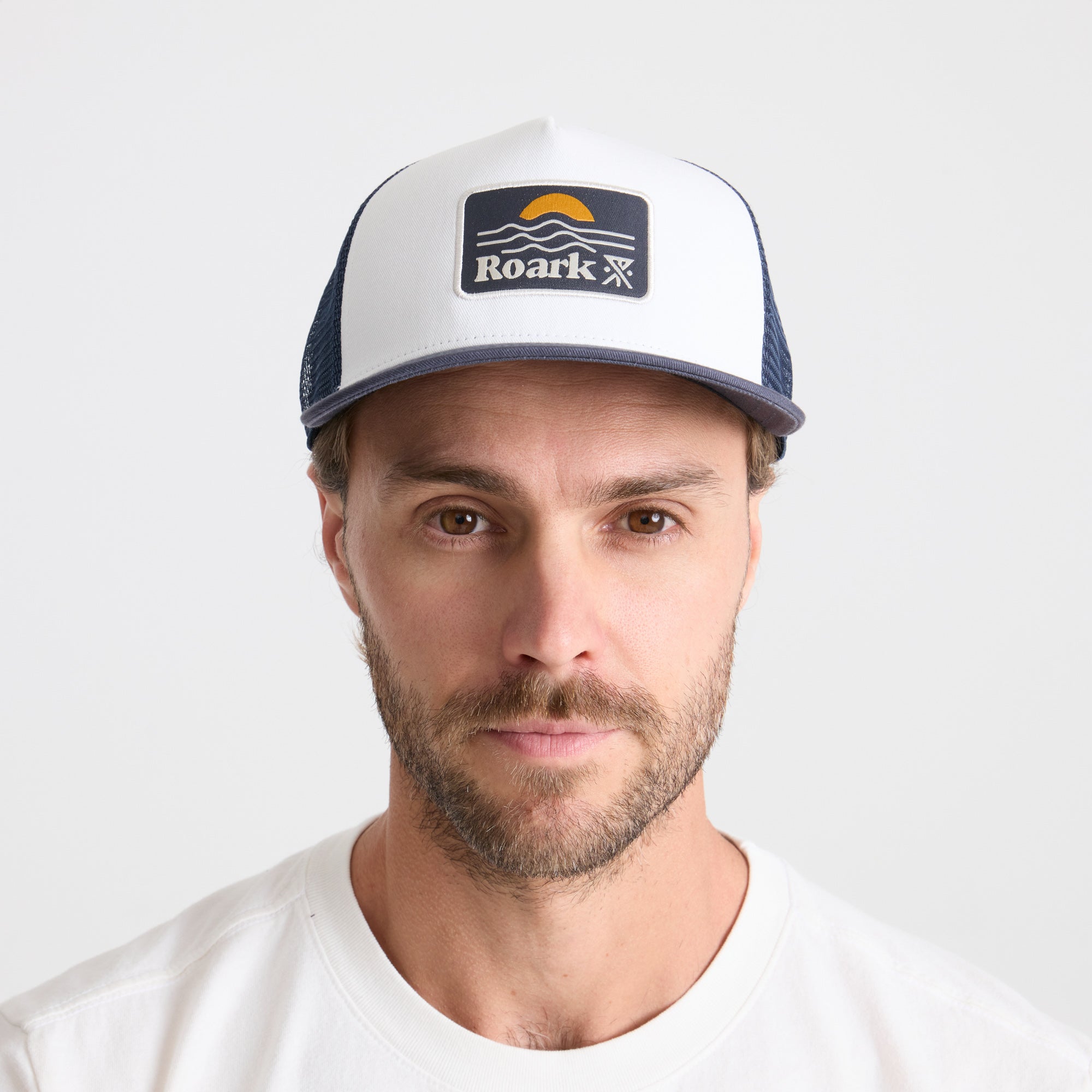JOCKEY STATION TRUCKER WHITE/NAVY