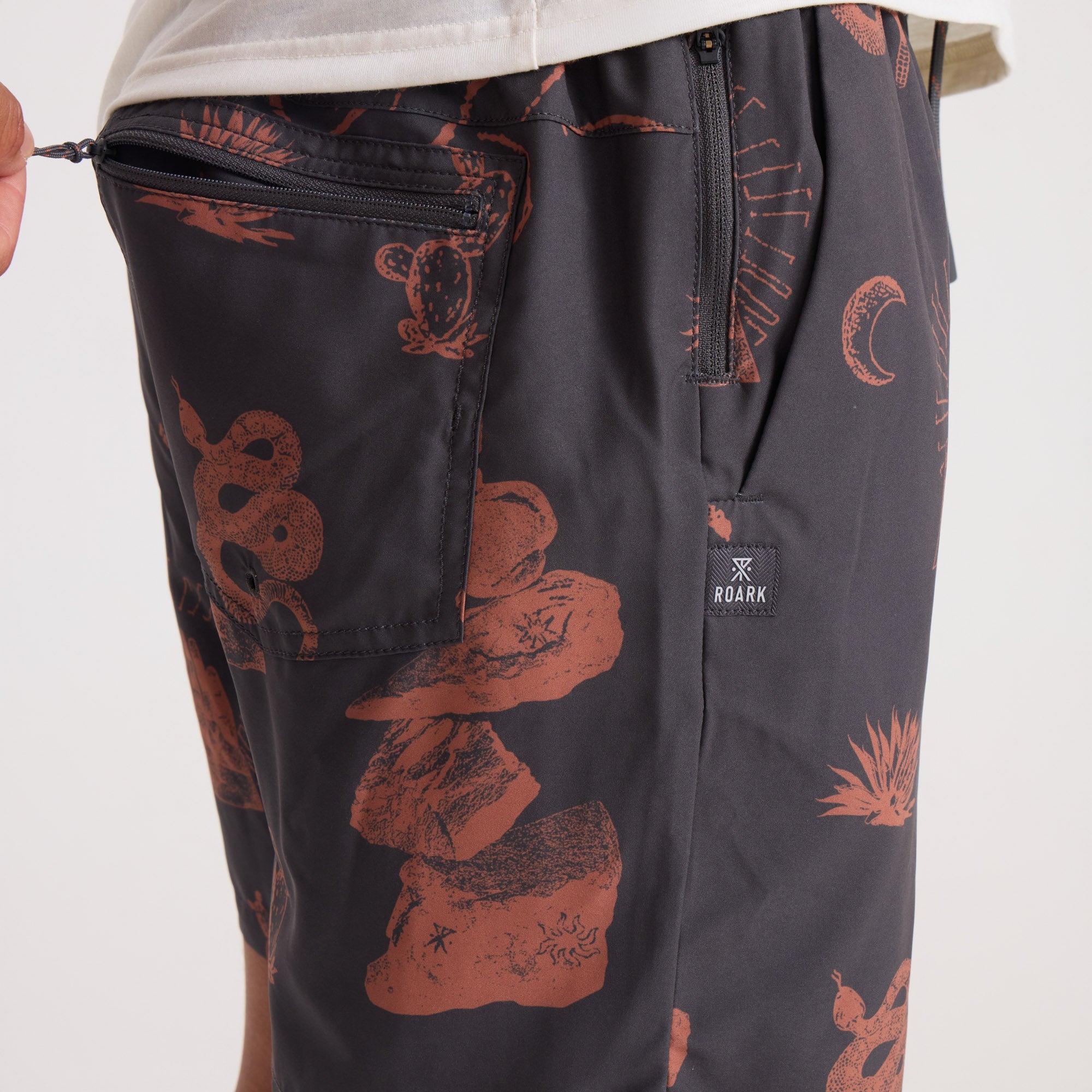 SHORT SERRANO 2.0 7" ONIX