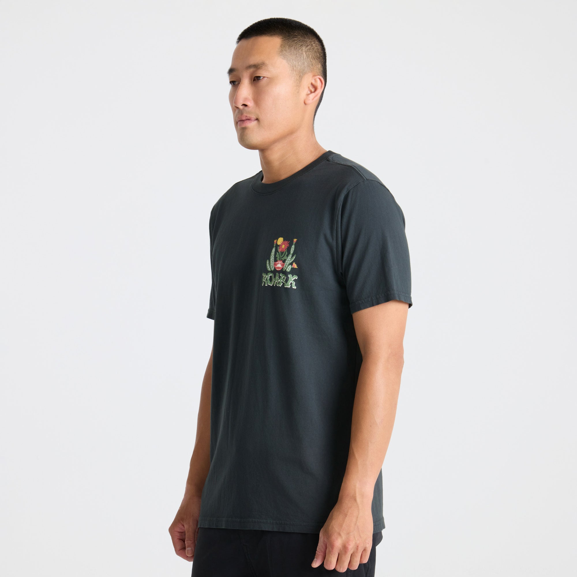 POLERA PREMIUM CACTUS GARDEN BLACK