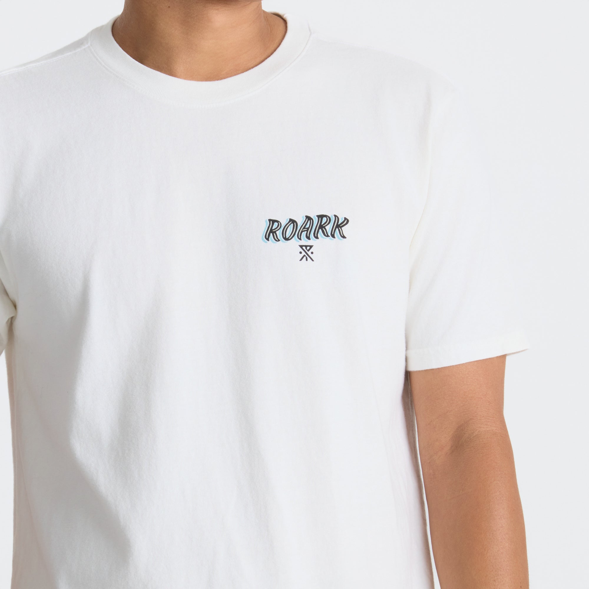 POLERA PREMIUM WORLDS END OFF WHITE