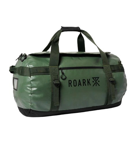 Bolso de 80 litros color verde con el logo de Roark.