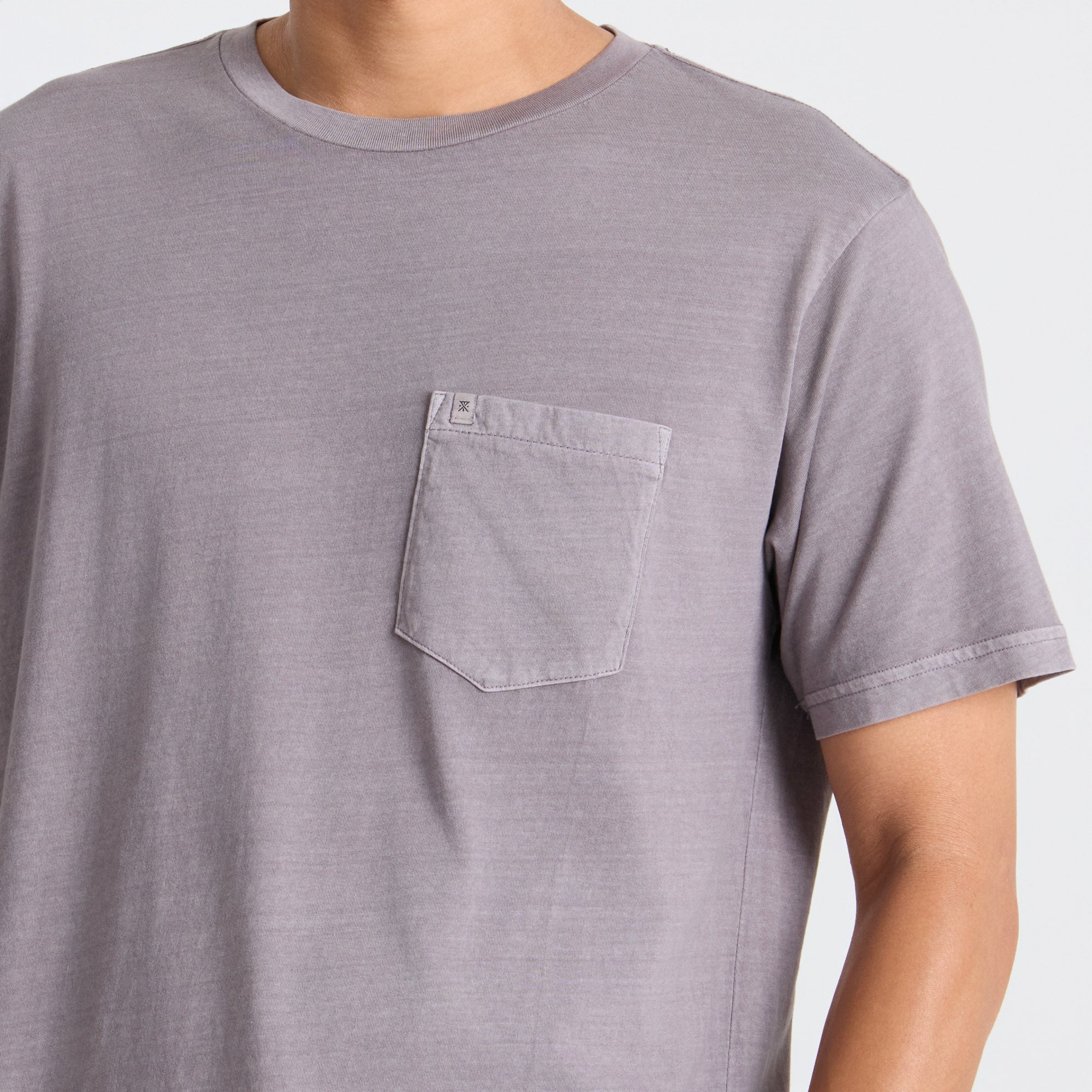 POLERA PREMIUM MADE TO FADE SHARK