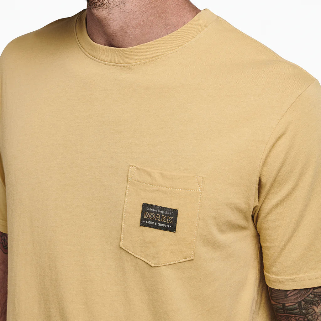 POLERA LABEL POCKET