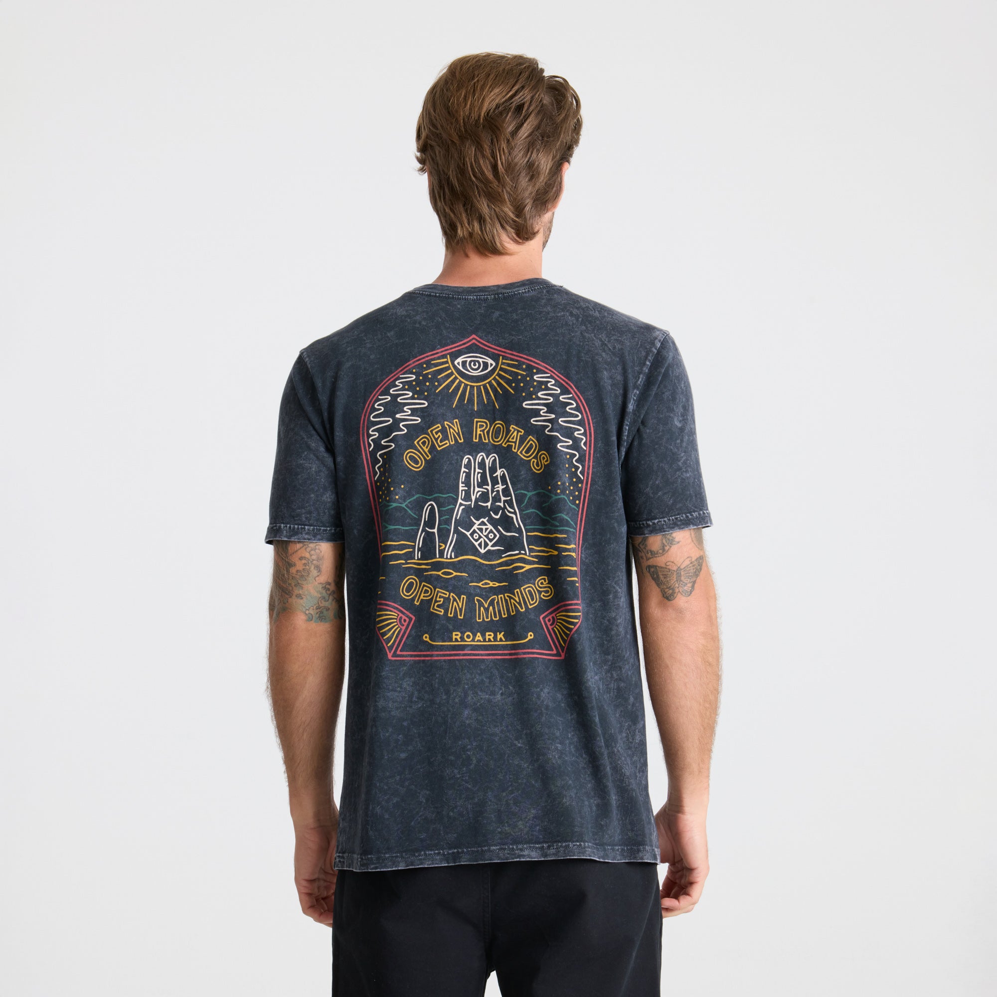 POLERA PREMIUM OPEN ROADS OPEN MINDS MANO DEL DESIERTO